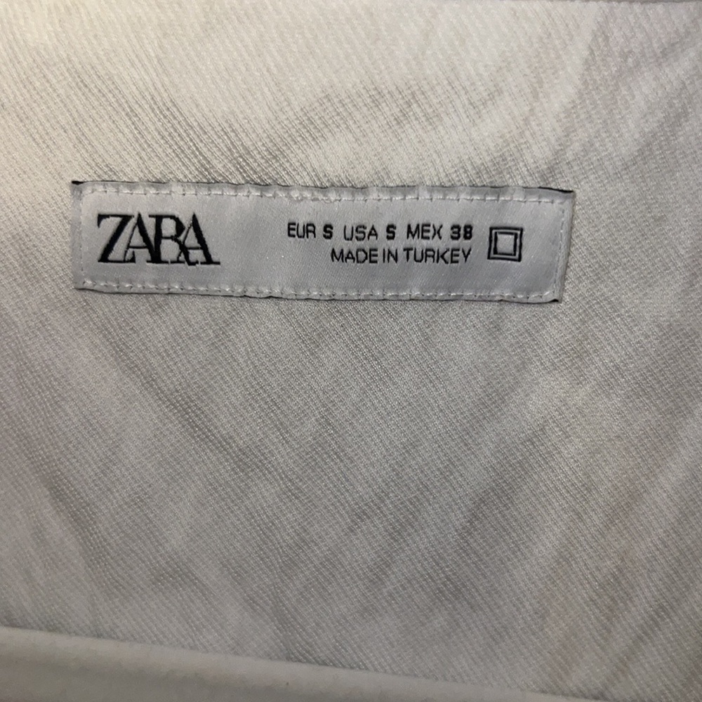 Zara - button down - Picture 3 of 3